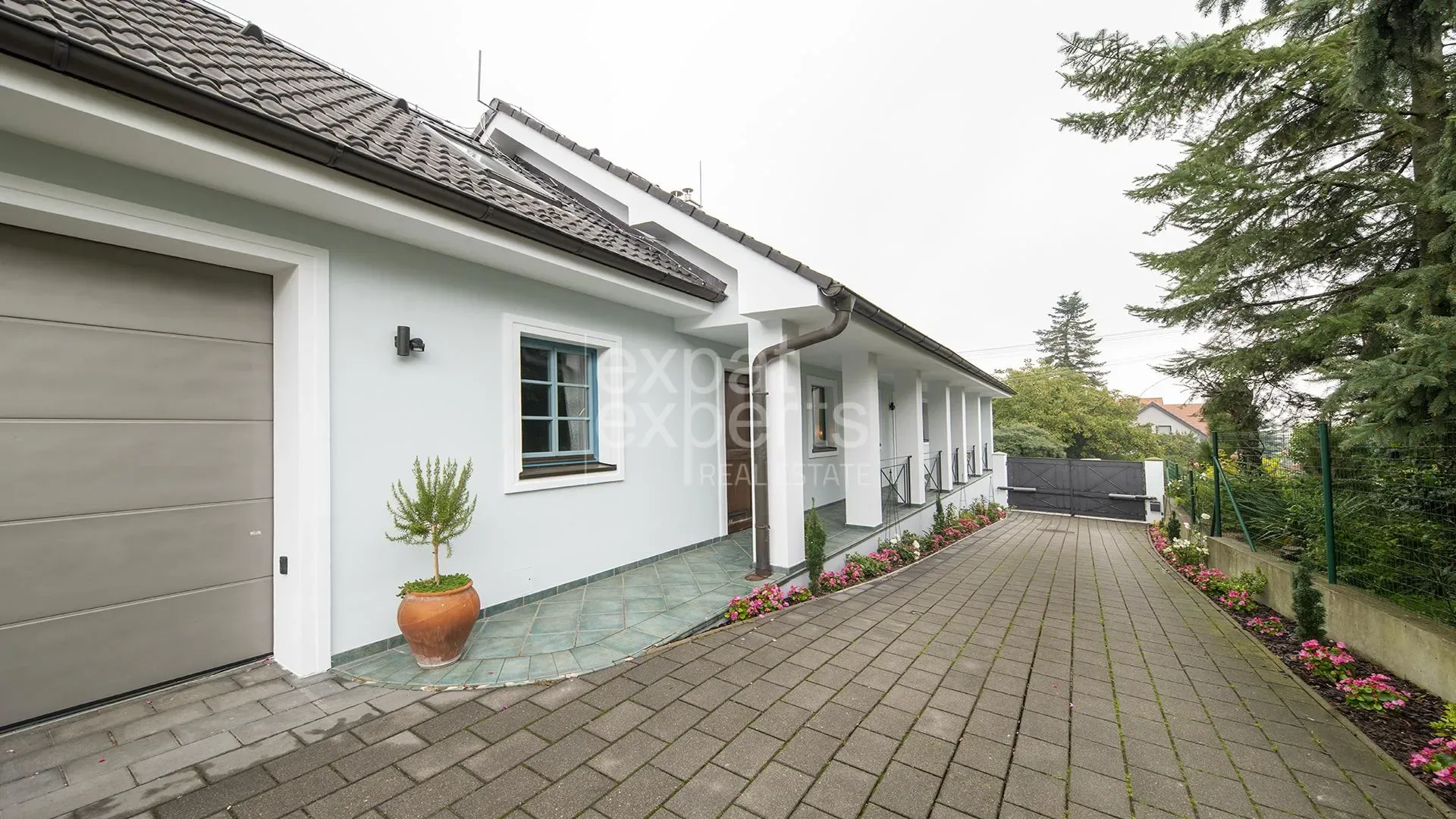 Útulný 4i rodinný dom 185 m2, s garážou a záhradou v tichej lokalite