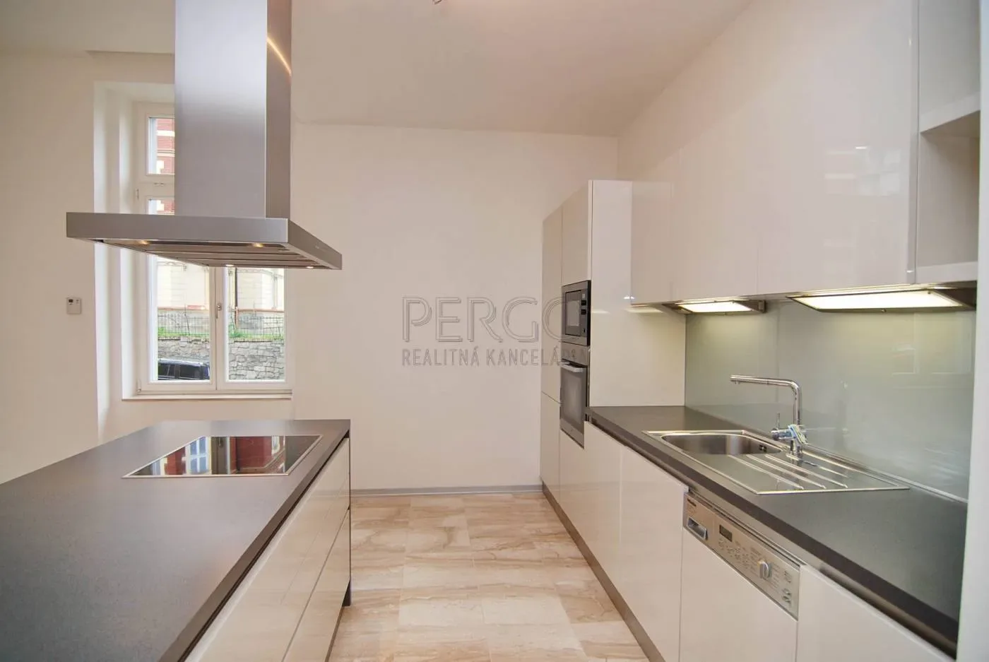 PERGO - Luxusný 2-izbový apartmán v rezidencii Hlboká 7
