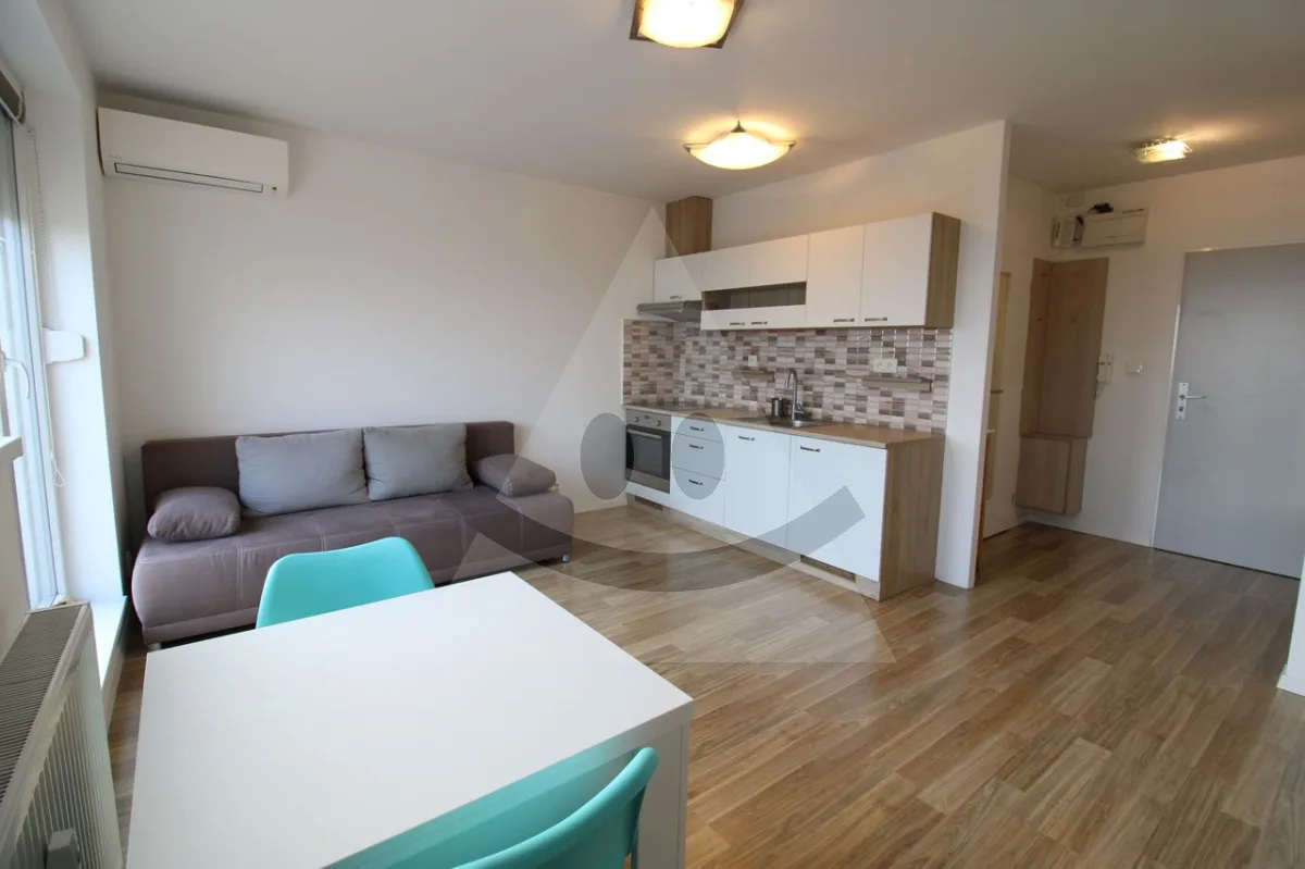 Garsónka s klímou a parkovacím miestom na prenájom, Na pasekách, Rača, Bratislava III