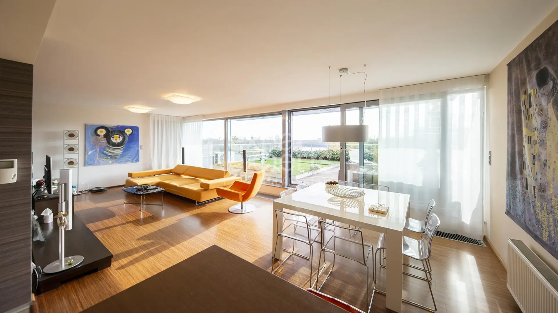 Jedinečný 4i byt 124m2, s terasou 62m2 a parkovaním, KARLOVESKÉ RAMENO