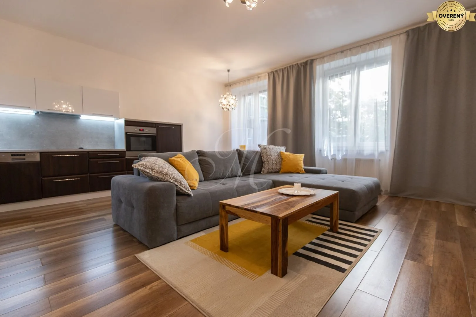 REZERVOVANÉ METROPOLITAN │Zrekonštruovaný 2i byt v centre, Staré Mesto