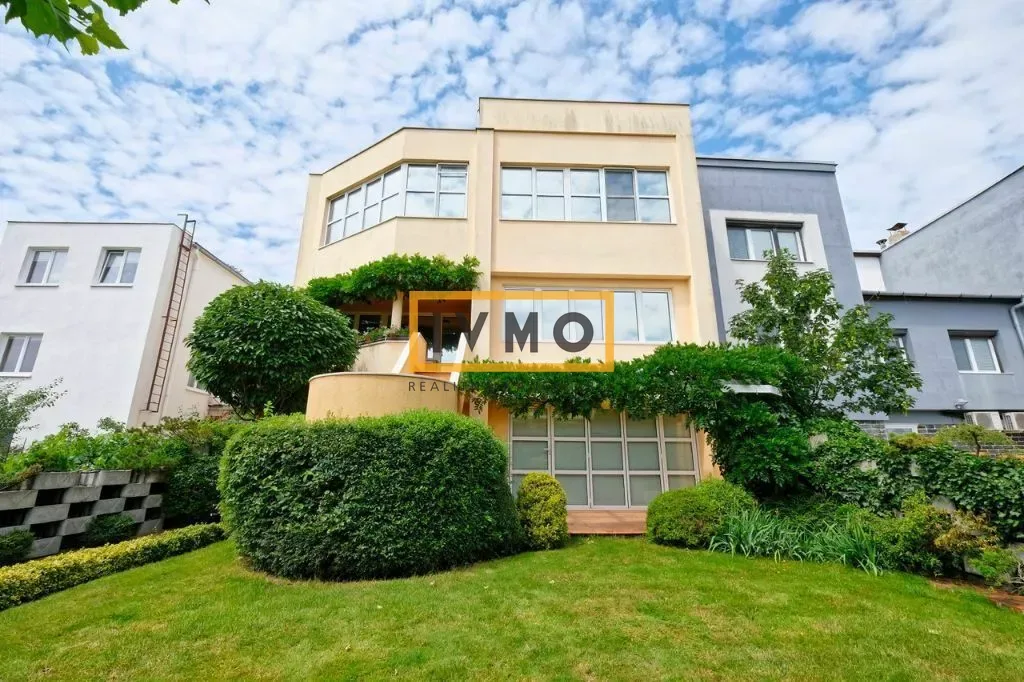 3podl. RD na kancelárie 446m2, záhrada, klíma, PARKING, Ambrova ul., Kramáre, širšie centrum, TOP