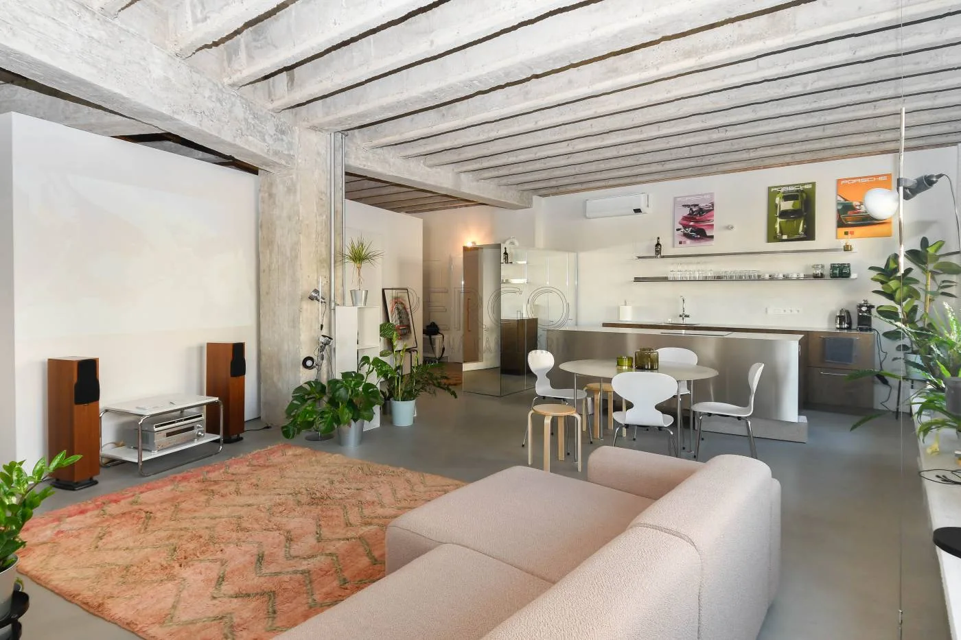 PERGO - 3-izbový byt v štýle loft na Mickiewiczovej ulici