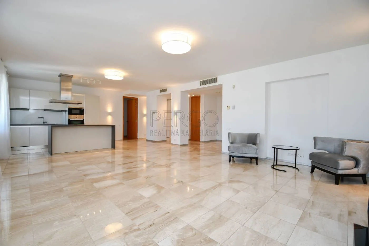 PERGO - 3-izbový apartmán v rezidencií Hlboká 7