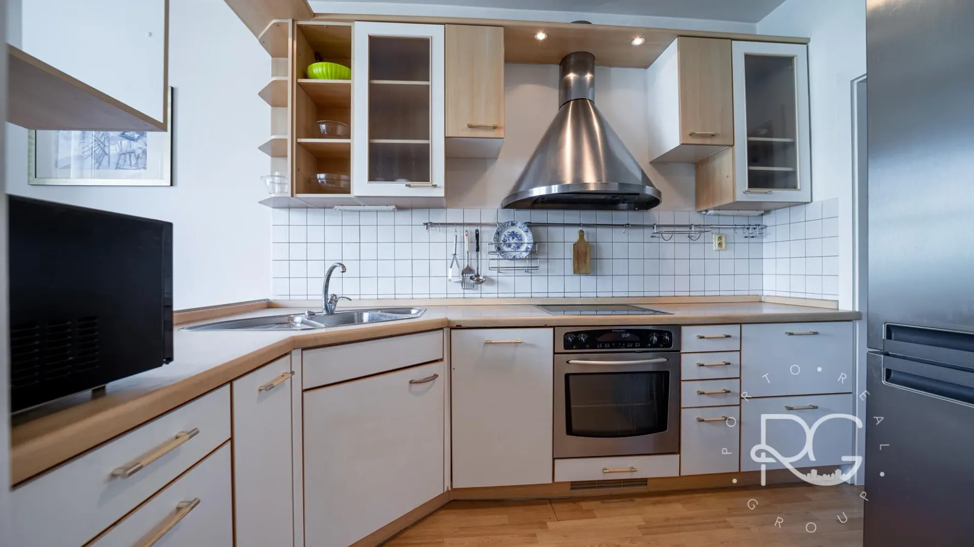 3-izbový byt s loggiou a parkovaním – Slávičie údolie, Bratislava-Staré Mesto