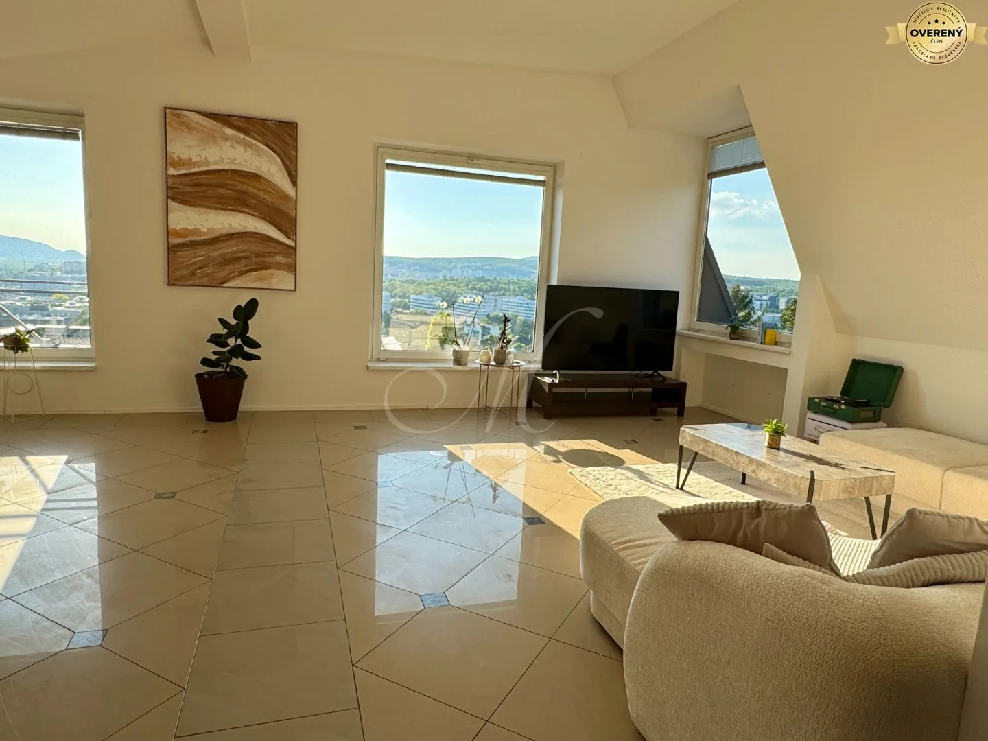 METROPOLITAN │Exkluzívny 3i byt s panoramatickým výhľadom, Staré Mesto
