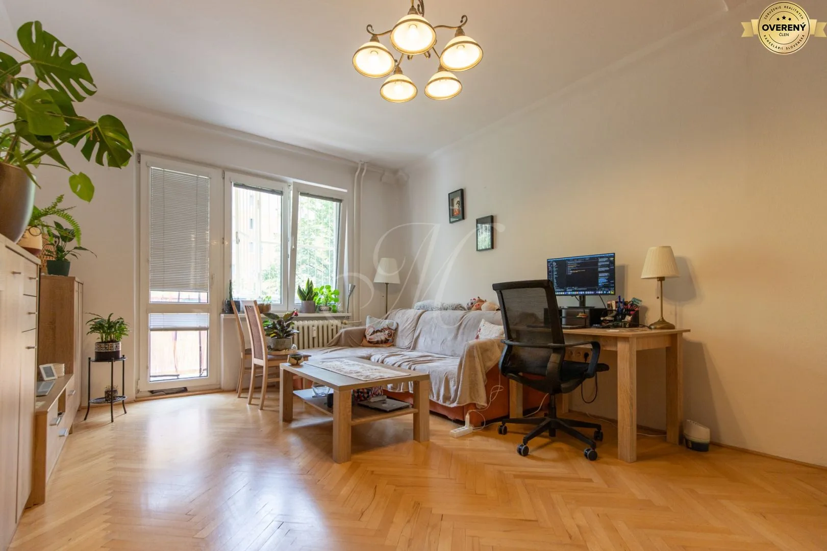 METROPOLITAN │2i byt s loggiou, Trávniky – Ružinov