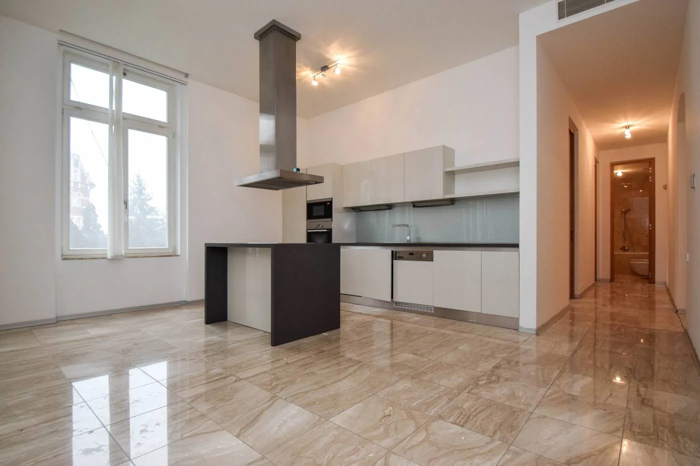PERGO - Nezariadený 3-izbový apartmán v rezidencii Hlboká 7