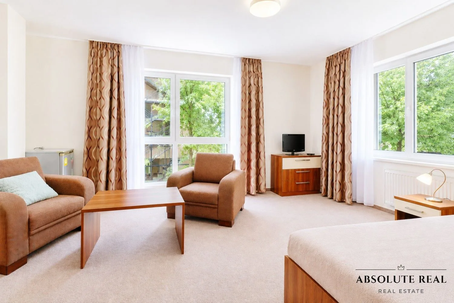 ABSOLUTE REAL / Útulný 2i apartmán v BA – Petržalke, Betliarska ul., bazén, posilňovňa