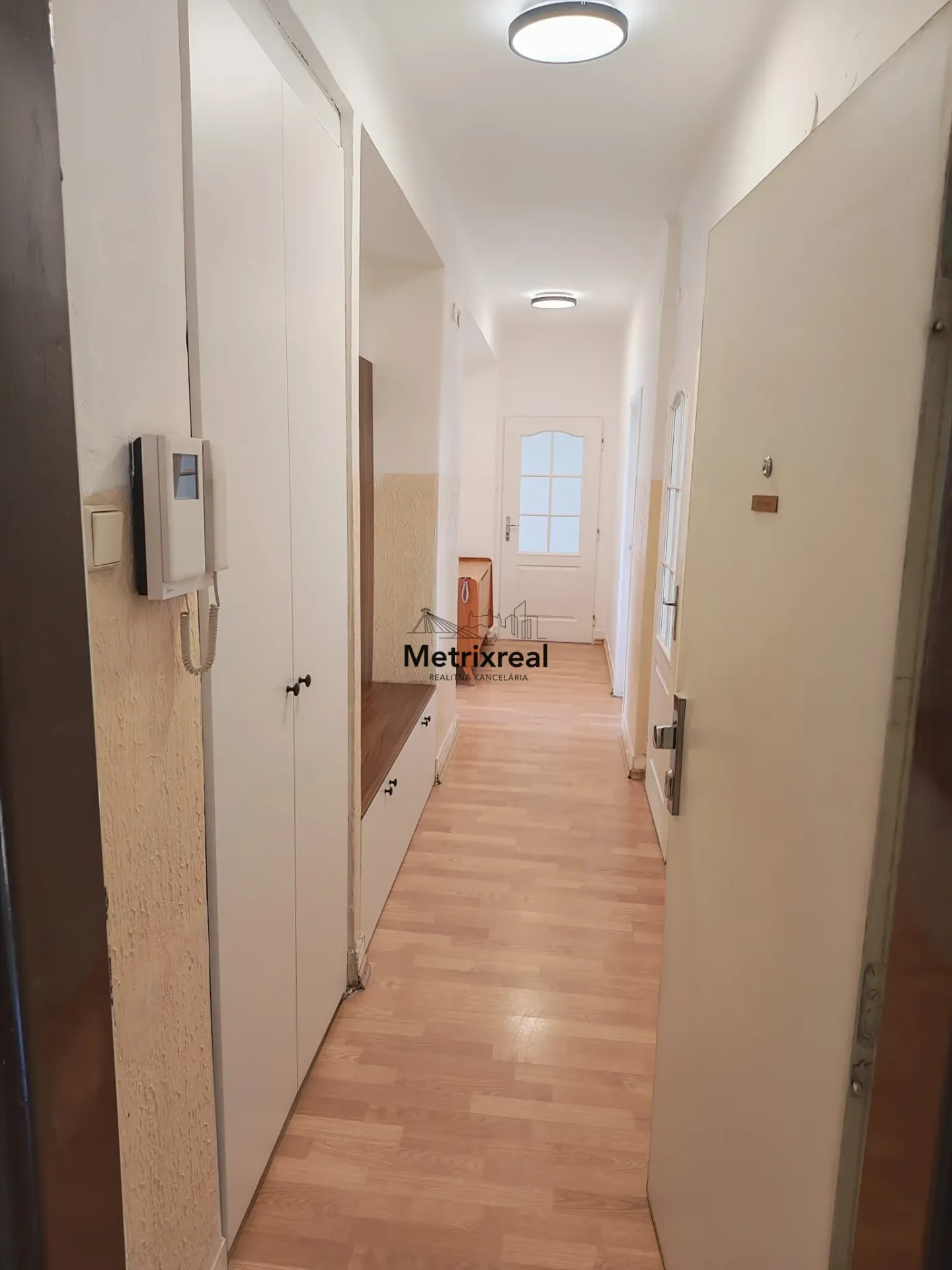 3-IZBOVÝ BYT NA PRENÁJOM – BRATISLAVA, RUŽINOV – OSTREDKY