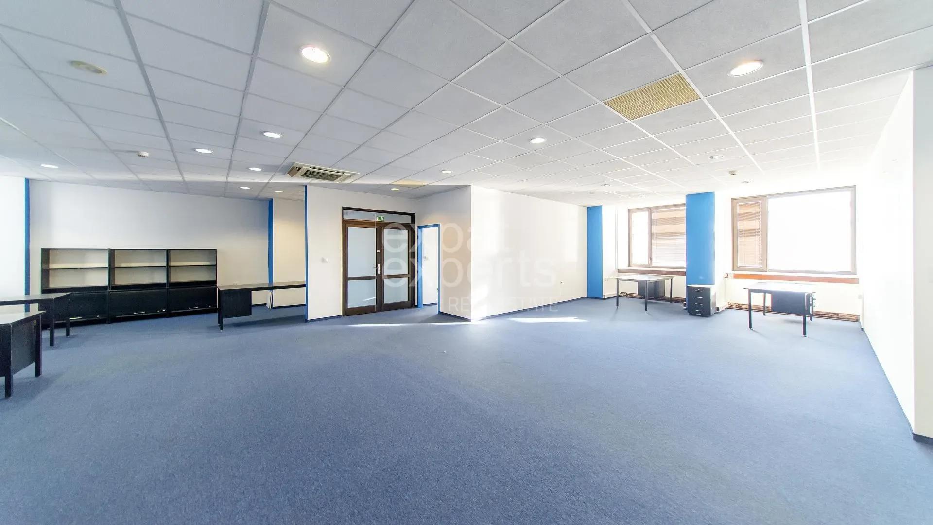 Výborné administratívne priestory 310m2, parkovanie INCHEBA TOWER