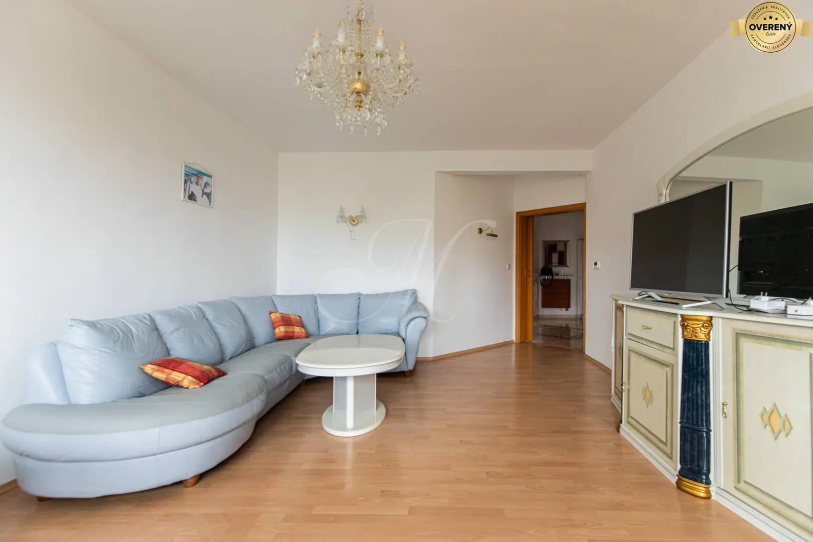 METROPOLITAN │Zrekonštruovaný a zariadený 3i byt s 2 balkónmi