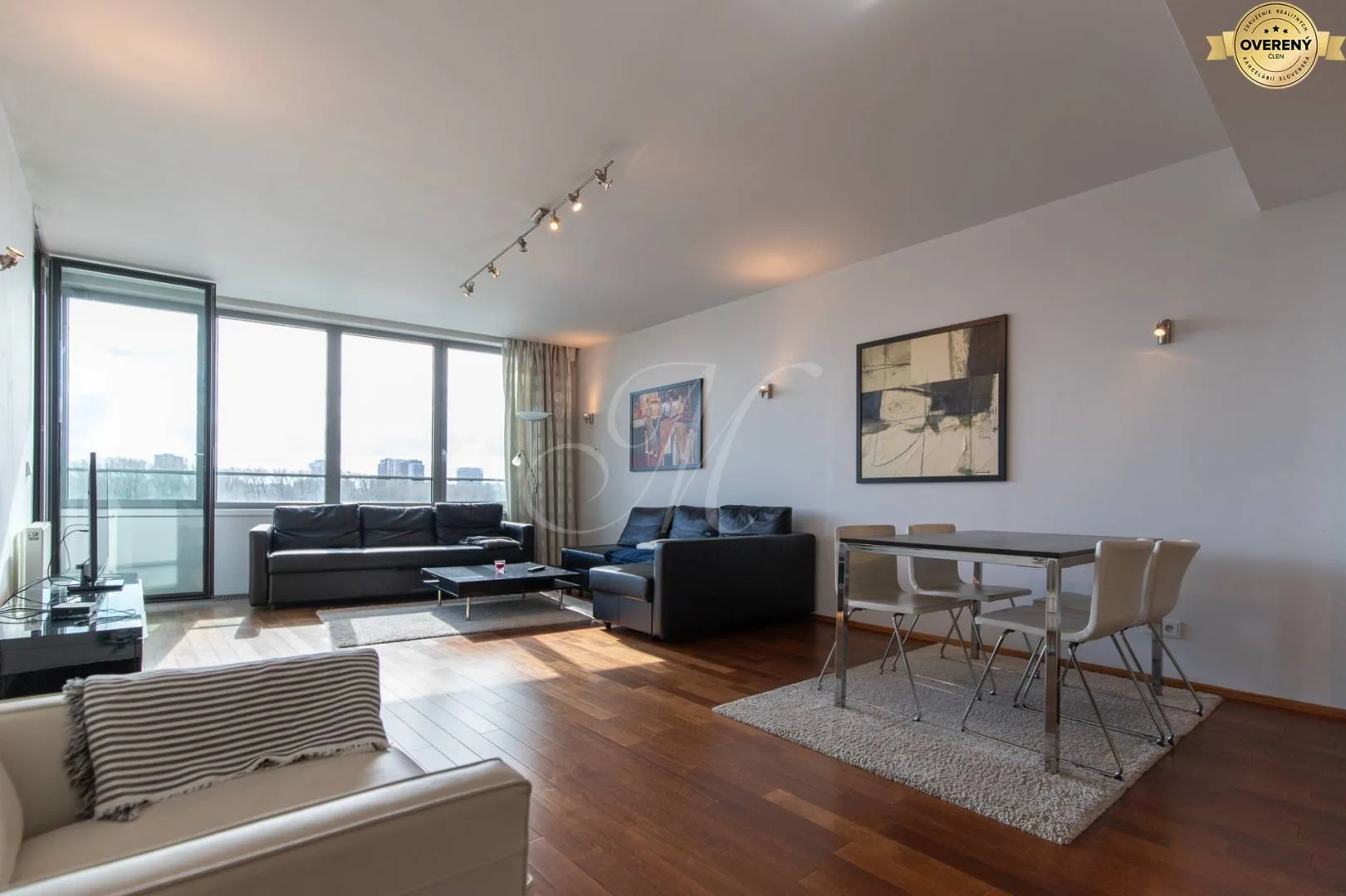 METROPOLITAN │Moderný 2-izbový byt s balkónom, Eurovea