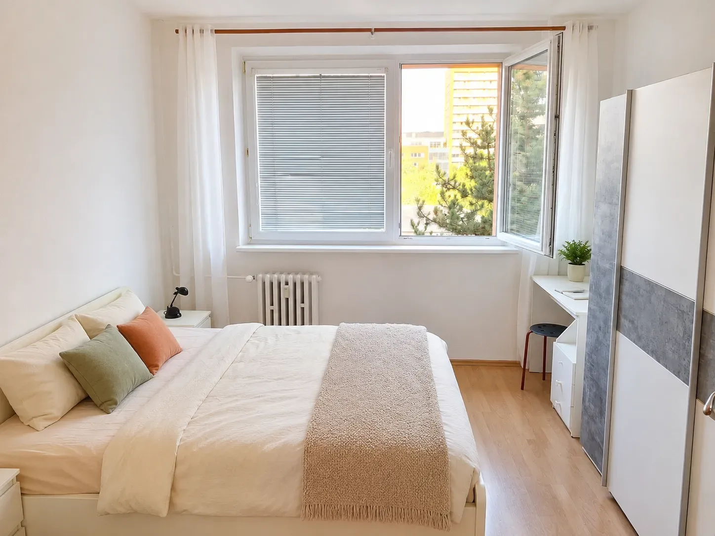 PRENÁJOM: Zariadený 2-izbový byt, 52,99 m², Dúbravka – bez provízie