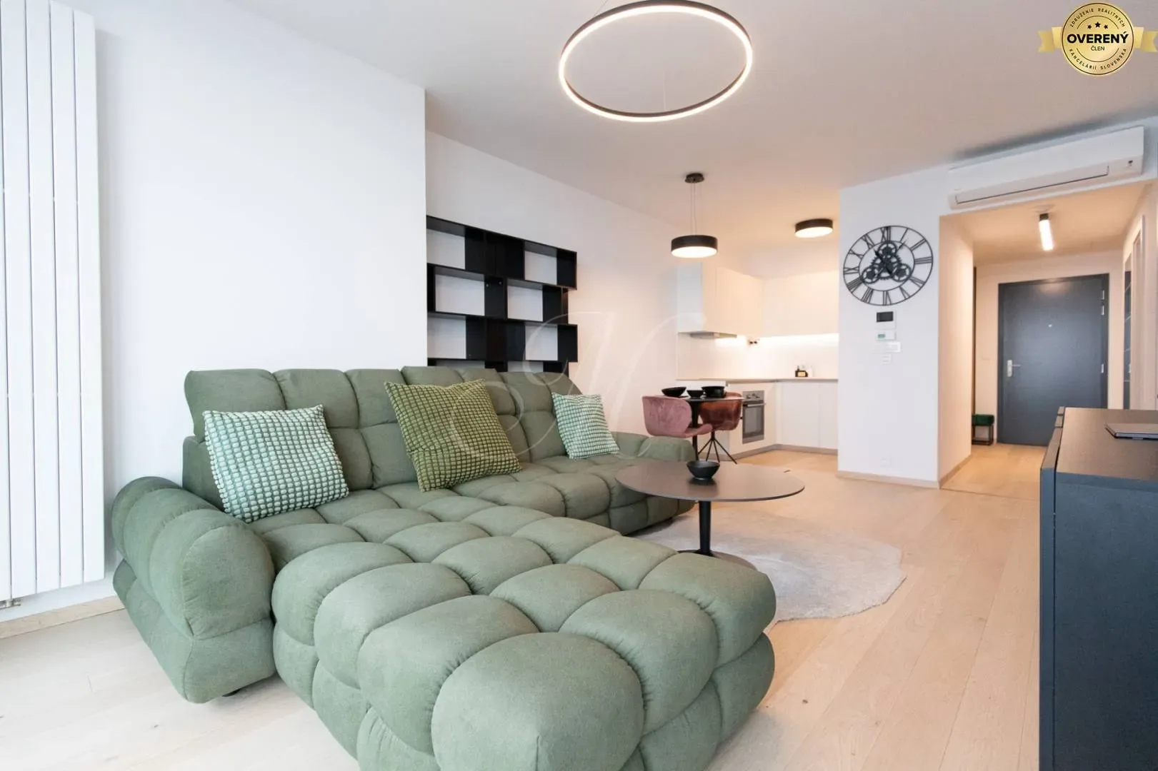 METROPOLITAN │Nadštandardný 2i byt s výhľadom v Eurovea Tower