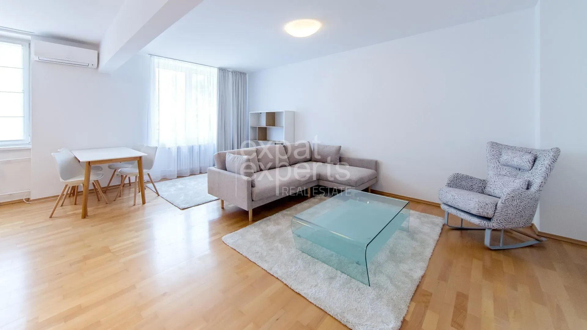 Krásny, svetlý 3i byt 80m2 vo výbornej lokalite, A/C, dvor