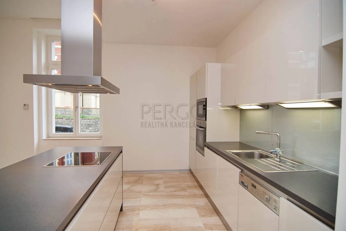 PERGO - Luxusný 2-izbový apartmán v rezidencii Hlboká 7