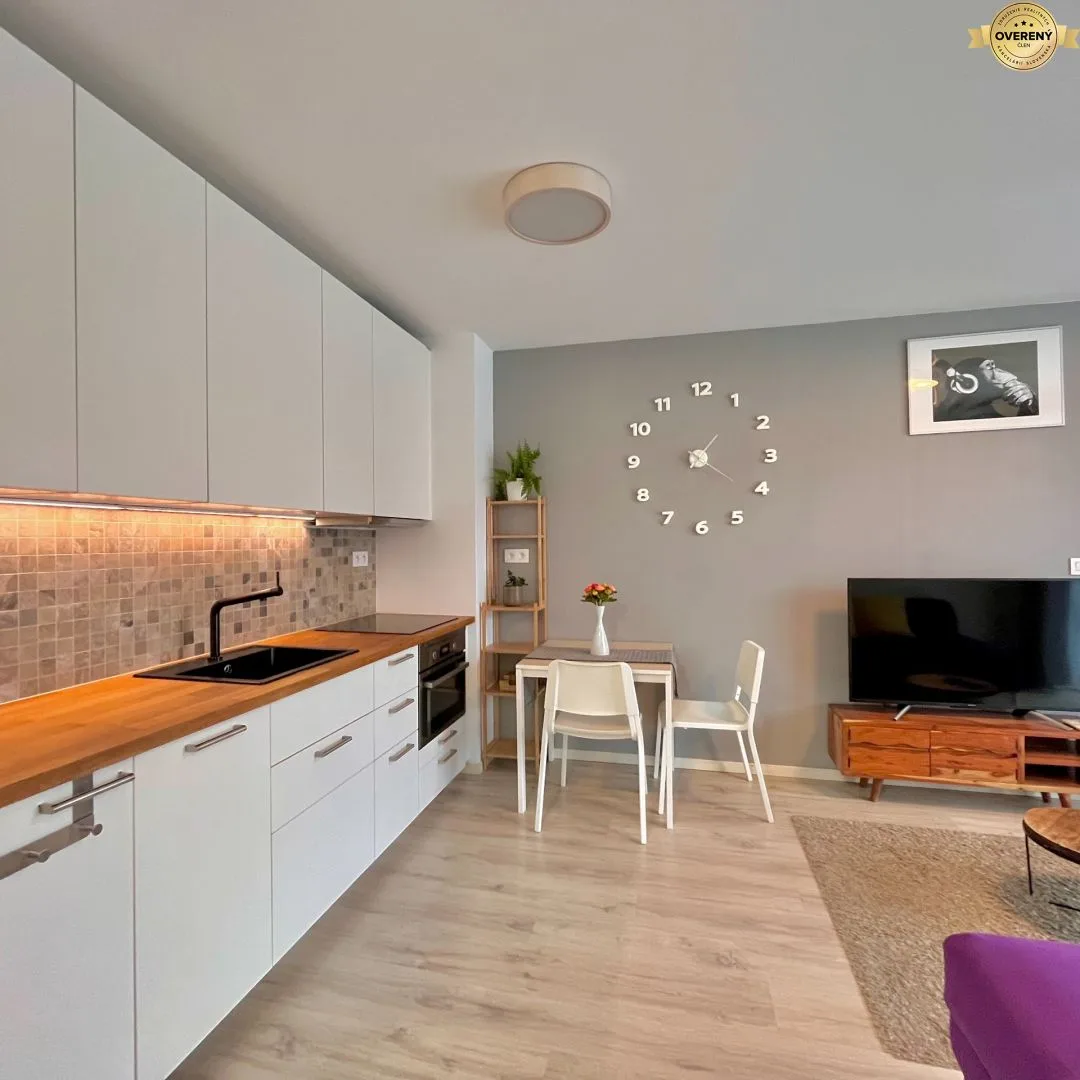 2,5-IZBOVÝ BYT V URBAN RESIDENCE